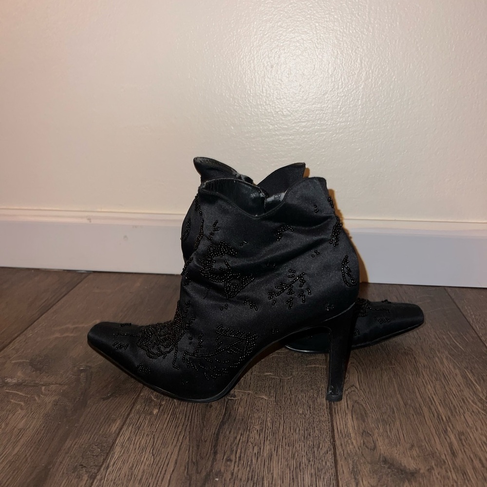 Elegant Black Ankle Boots